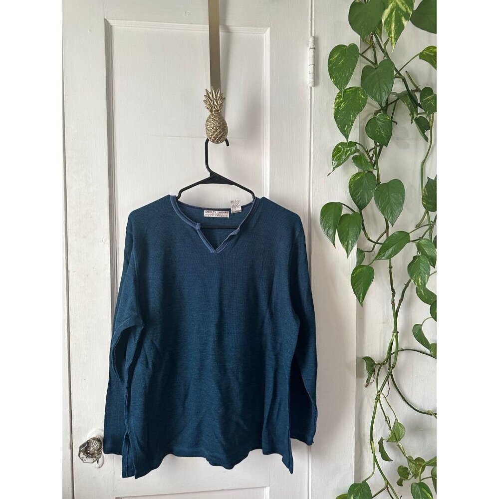Carolyn Taylor for by Design Essentials women’s size large blue shirt